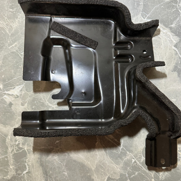 Náhradný diel Nissan Navara 806304KJ1A