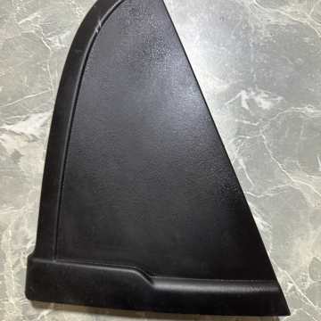 Krytka dverí trojuholník Dacia Spring 833808155R