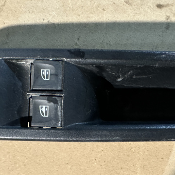 Elektrický spínač okien Renault Twingo 3, 156072920