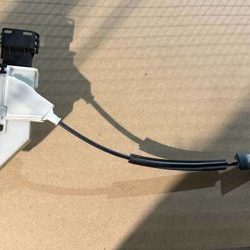 Zámok dverí Citroen Berlingo S3MA01851