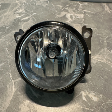 Predné hmlové svetlo Mitsubishi L200,  4047436
