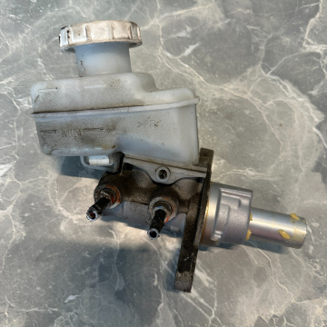 Brzdové čerpadlo Mitsubishi L200, 815492