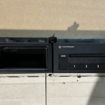 CD menič 3D0035110B s multimediálnym systémom 5N0035342C, VW Phaeton 