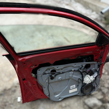 Predná ľavé dvere Seat Ibiza 3