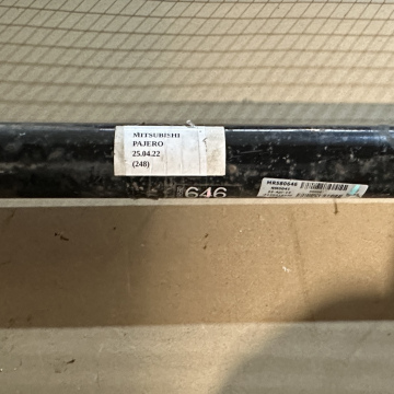 Kardan Mitsubishi Pajero , MR580646
